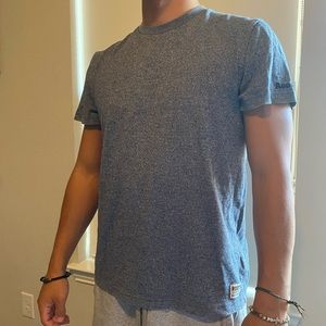 Blue Roots T-Shirt Small